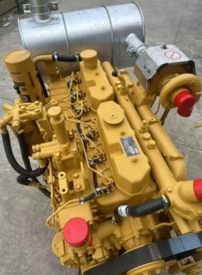 Excavadora Carter 320c, montaje del motor
