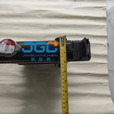 Montaje RD41142300 del radiador del tanque de agua KX161-3