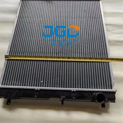 Asamblea 4479181 EX70 de base del radiador del tanque de Spare Parts Radiator del excavador