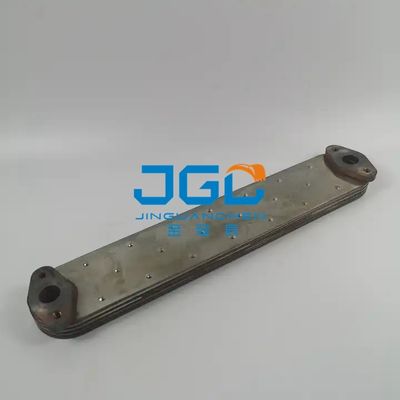 Las piezas del motor ahorran la base 34339-03100 de refrigerador de aceite de E320B E320C E320D
