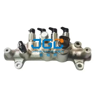 Excavador común de alta presión Parts del inyector 8-97306063-4 del carril de los accesorios ZX240-3 del motor