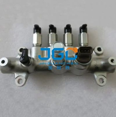 Excavador común de alta presión Parts del inyector 8-97306063-4 del carril de los accesorios ZX240-3 del motor
