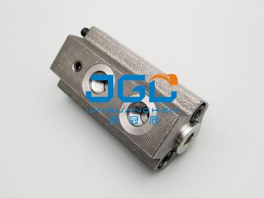 Asamblea de válvula de la tenencia de Hydraulic Parts Mechanical del excavador AV170