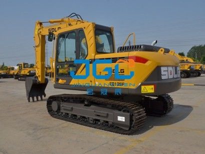 Excavador EC135 6150 125 Front And Rear Gears Left y parabrisas a la derecha de las puertas, superiores y más bajos