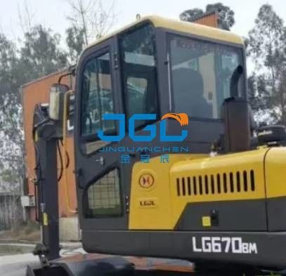LG670BM excavadora puerta delantera y trasera claraboya brazos superiores e inferiores vidrio