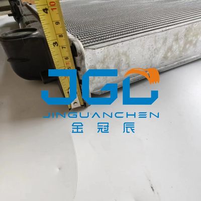 Accesorios para excavadoras ZAX350-1 Tanque de agua Radiador Componentes de maquinaria de ingeniería