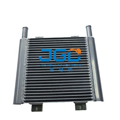 Asamblea 4479181 EX70 de base del radiador del tanque de Spare Parts Radiator del excavador