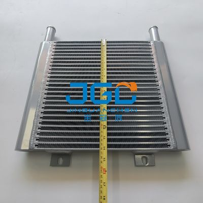 Asamblea 4479181 EX70 de base del radiador del tanque de Spare Parts Radiator del excavador