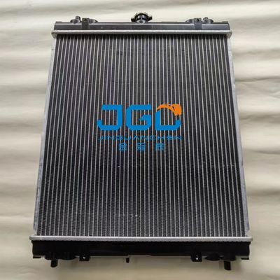 Asamblea 4479181 EX70 de base del radiador del tanque de Spare Parts Radiator del excavador