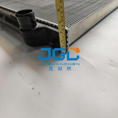 Piezas de maquinaria de construcción de accesorios de excavadora de radiador de tanque EX180