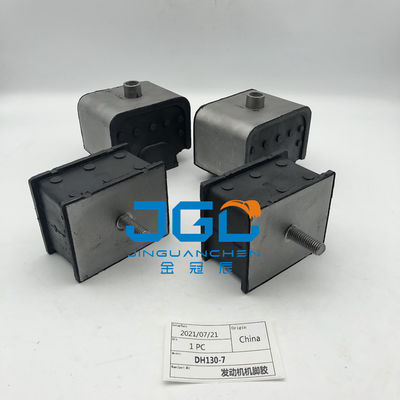 Partes de excavadora Doosan Daewoo DH130-7 Adhesivo a prueba de choques de caucho para pie de motor.
