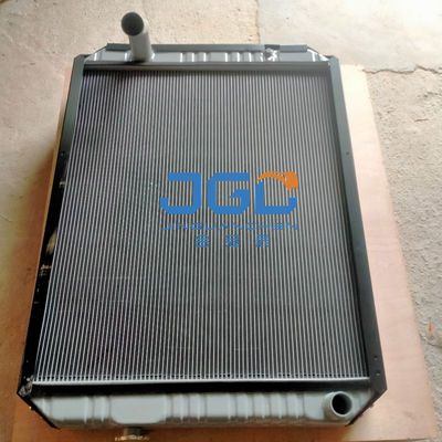 R225-7 R210 R210-7 R215 RC215-7 RD220-7 Radiador de tanque de agua OE 11N6-43011 Para el motor de excavadora Hyundai