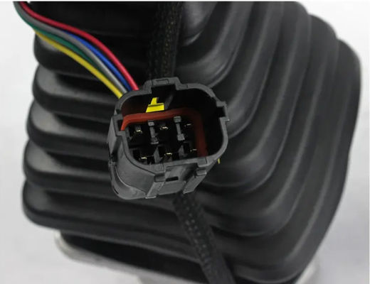Excavadora caliente DX6 PIN Un conjunto izquierda y derecha control del joystick hidráulico