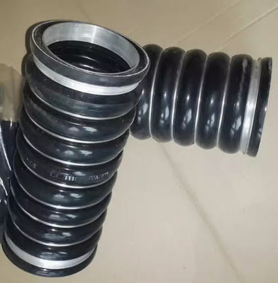 El uso de la tubería de turbocompresor EC220D/250D/300D/210B/240B/290B para excavadoras 573563