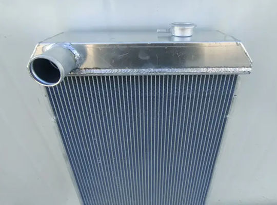 Para las excavadoras, el tanque de agua E323D Radiador 326-3870 312-8340 360-9273 3263870 3128340 3609273