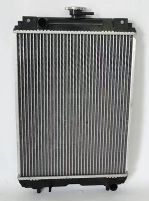 21U-03-3111 Radiador de depósito de agua 1 Para PC27MR-1 PC28UU-3 PC30MR-1 PC30UU-3