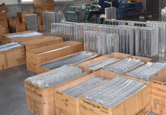 Radiador de excavadora PC60-7 de alta calidad para aplicaciones de ingeniería de excavadoras