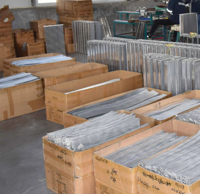 Excavadoras de buena calidad Radiador de aluminio R60-9 Fuente de fábrica