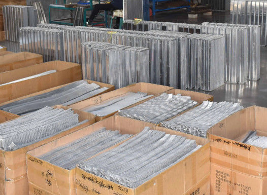 Excavadora Radiador de aluminio SY75 Radiador Aplicación de ingeniería