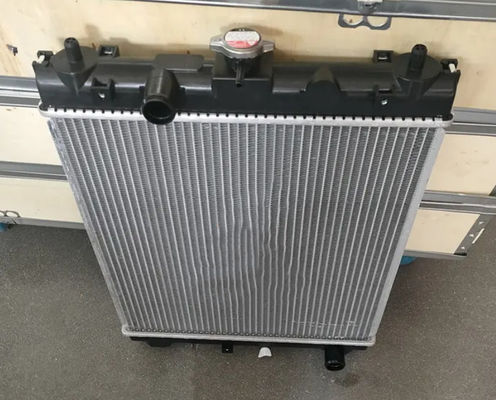 El conjunto del radiador del tanque de agua 4434315 para la excavadora ZX50U ZX50U-2 ZX50UNA ZX55UR ZX55UR-HHE