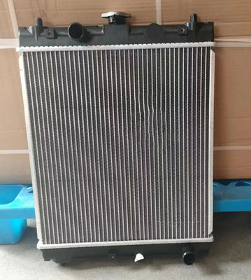 El conjunto del radiador del tanque de agua 4434315 para la excavadora ZX50U ZX50U-2 ZX50UNA ZX55UR ZX55UR-HHE