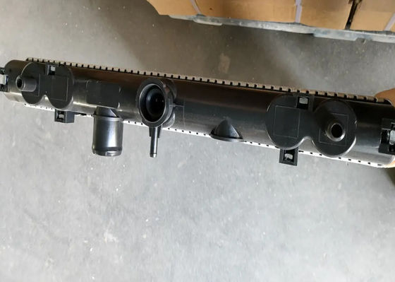 Fuente del tanque de agua de la excavadora EX70 Radiador para la fábrica de excavadoras