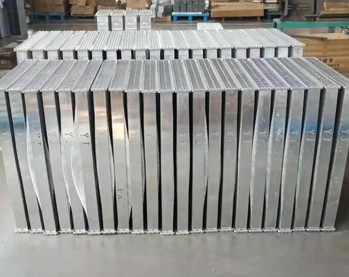 Radiador de excavadora ZAX350 Material de aluminio de alta calidad Entrega rápida
