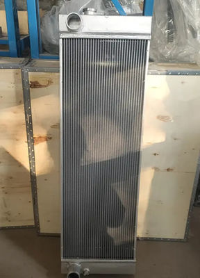 La cantidad de agua que se puede extraer de un tanque de agua de excavadora ZAX360-3G Radiador XB00001051