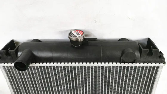 Radiador de aluminio de alta calidad para excavadora Kubota-588 Factory Direct