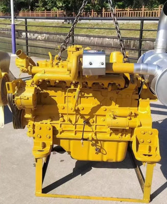 Excavadora Carter 320c, montaje del motor