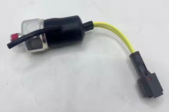 1-82410170-1 Sensor de presión de aceite para el motor 6HK1 ZX300